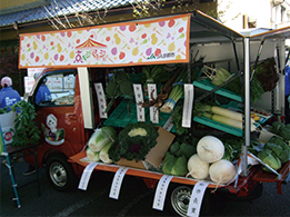新鮮野菜トラック市